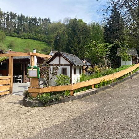 Hotel-Restaurant Theis-Muehle Biersdorf Dış mekan fotoğraf
